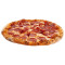 Pizza Salami Schinken Champignons Peperoni et Oliven