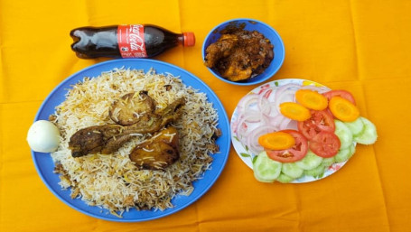 Chicken Biryani (1 Plate), Chicken Kosha (2 Pcs) And 1 Pc Coke/Thumsup (250 Ml)