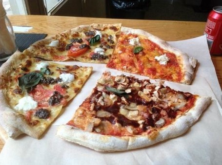Pizza Salonique