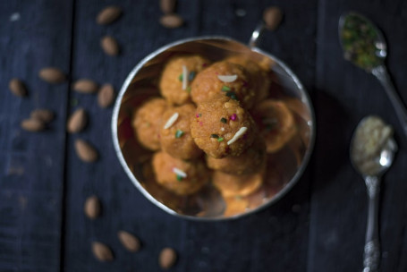 Desi Mota Ladoo [100 Gm]