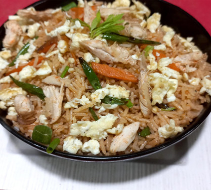 Schezwan Egg Chiken Fried Rice