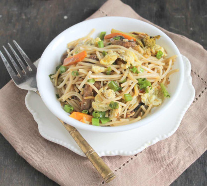 Egg Hakka Noddle