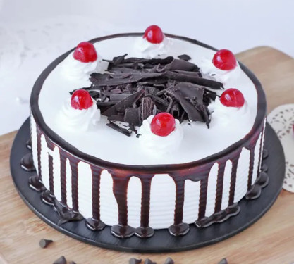 Blackforest Cake [Half Kg]