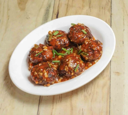 Veg Manchuria (8 Pcs)