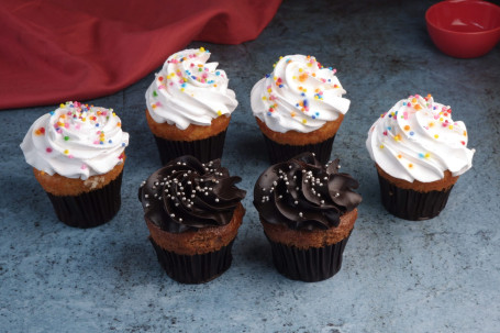 Offer Buy 4 Get 2 Free Assortment Cupcakes