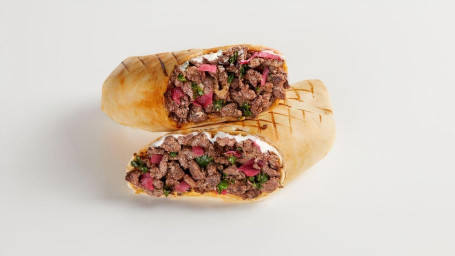 Wrap Shawarma D'agneau Avec Boisson Gazeuse Can