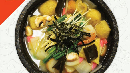 22. Udon With Assorted Fish Cake