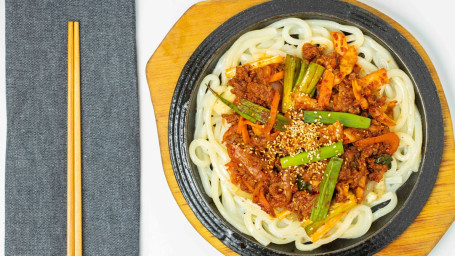 31. Udon Noodle With Spicy Bulgogi Vegetables