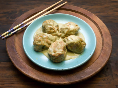 Chicken Himalayan Momos In Classic Mint Flavour