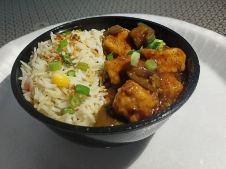 Schezwan Paneer With Noodle/Rice Bowl