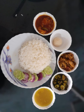 Bengali Fish Thali (Rui)