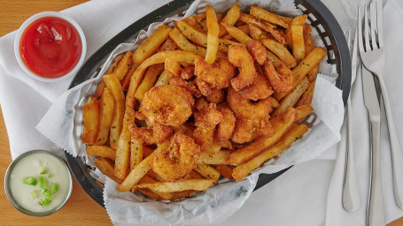 Crevettes Popcorn Dans Un Panier