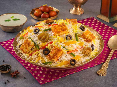 Zaikedaar Paneer (Paneer Dum Biryani Serves 1) Hyderabadi Inspired Biryani