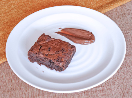 Choco Hazelnut Spread Brownie (Per Pc)