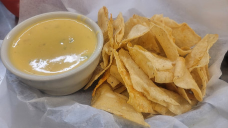 Chips Queso To Go