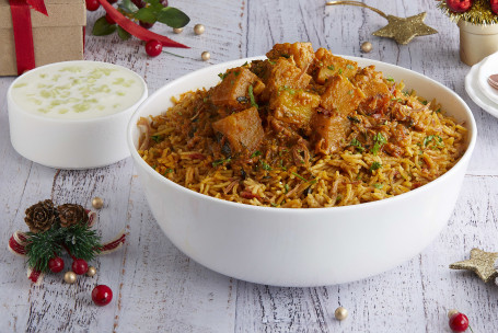 Dumdaar Nawabi Dum Aloo Biryani- 1Kg