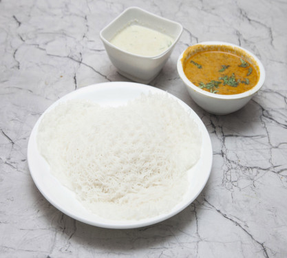 Idiyappam With Paaya (4 Pcs)