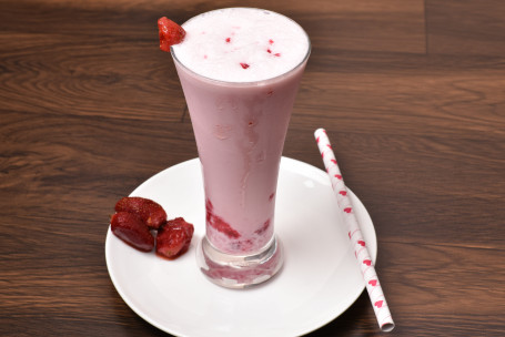 Real Strawberry Milkshake 350Ml