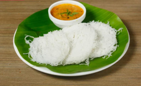 Idiyappam With Sambar (3 Pcs)