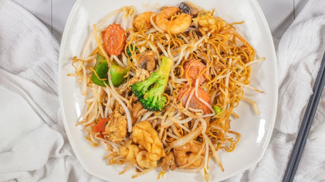 T9. Cantonese Chow Mein (Soft Or Crispy)