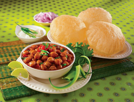 Chola Poori(1 Pcs)