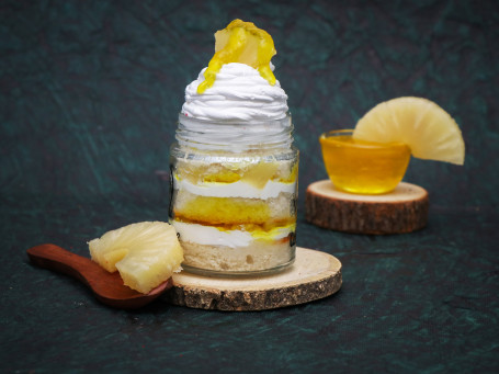 Mini-Gâteau En Pot À Dessert À L'ananas