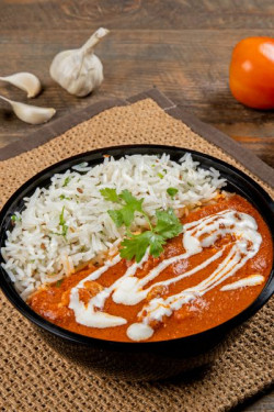 Bol De Riz Au Poulet Au Beurre Épicé