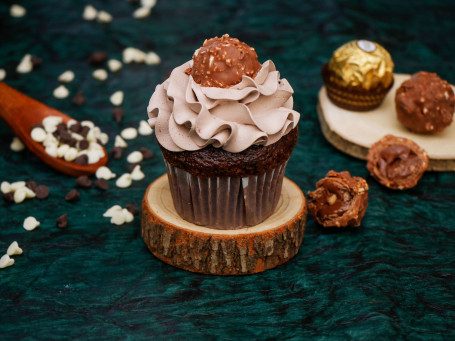 Ferrero Rocher Crunchy Hazelnut Chocolate Cupcake