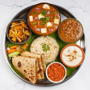 Kadhai Paneer Deluxe Thali