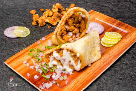 Chicken Shawarma In Khubus