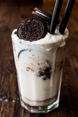 Yummy Oreo Milkshake