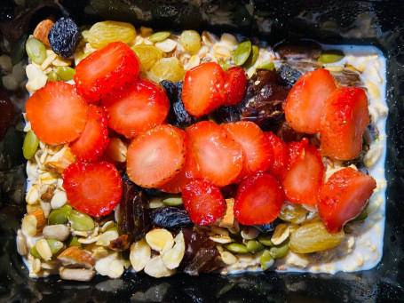 Strawberry Oats With Mixed Seeds