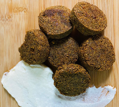 Party Box Falafels [12 Pieces]