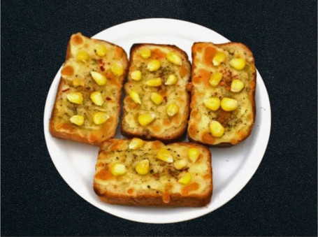 Cheese And Corn Garlic Bread (4 Pieces)