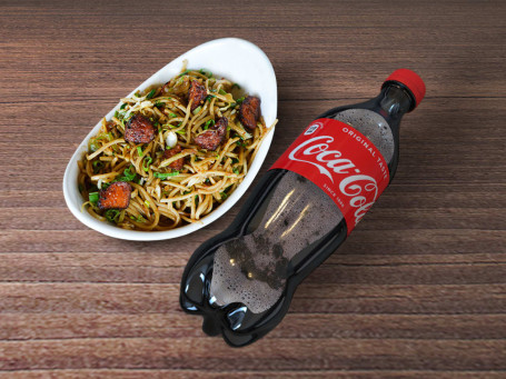 Veg Manchurian Noodles Coke 750 Ml Pet Bottle