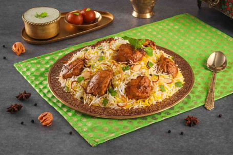 Spicy Lazeez Bhuna Murgh Hyderabadi Poulet Dum Biryani, Désossé Pour 2 3]