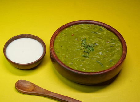 Palak Dal Khichdi With Curd