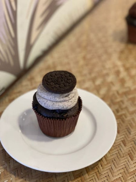 Eggless Chocolate Oreo Cup Cake