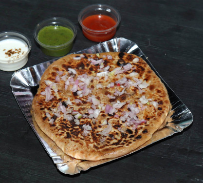 Aloo Onion Paratha (2 Pcs) With Curd