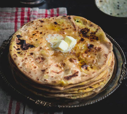 Aaloo Pyaz Paratha