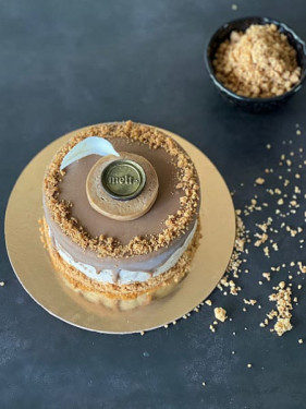 Biscoff Gelato Cake 500 Gm