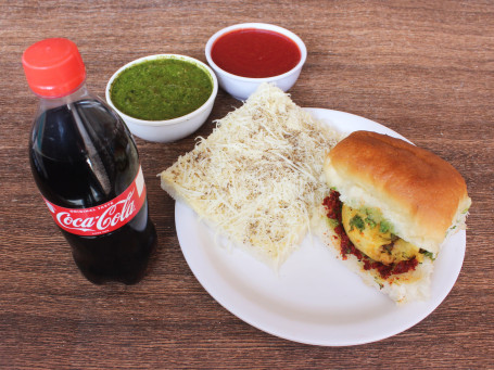 Bombay Vadapav With Cheese Slice And Coke [250 Ml]