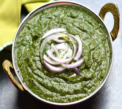 Sarso Ka Saag And Makai Roti