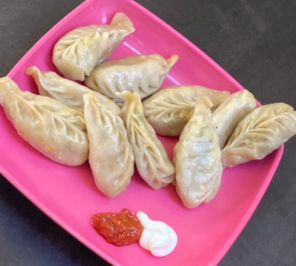 Veg Momos Steam (6Pcs)