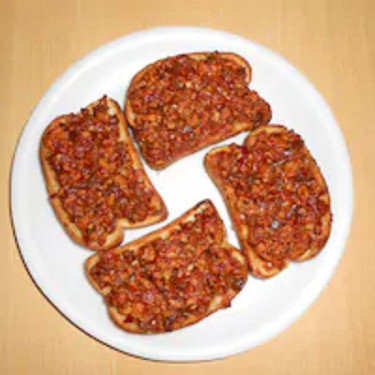 Kheema Garlic Bread