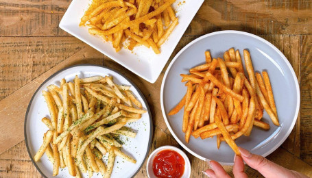 Shoestring Fries With Truffle Ketchup