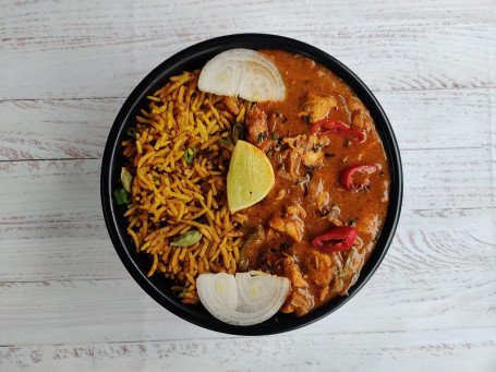 Chicken Bhuna Rice Bowl [550 Grams]