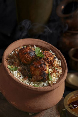 Dum Aloo Biryani [Serves 2]