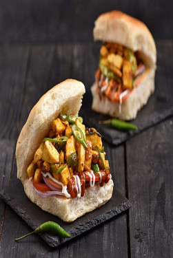 Paneer Rasila Vada Pav