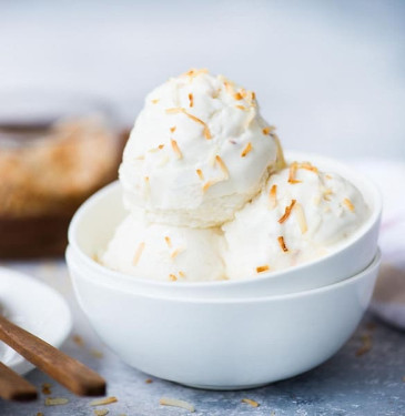 Urban Double Scoop Vanilla Ice-Cream